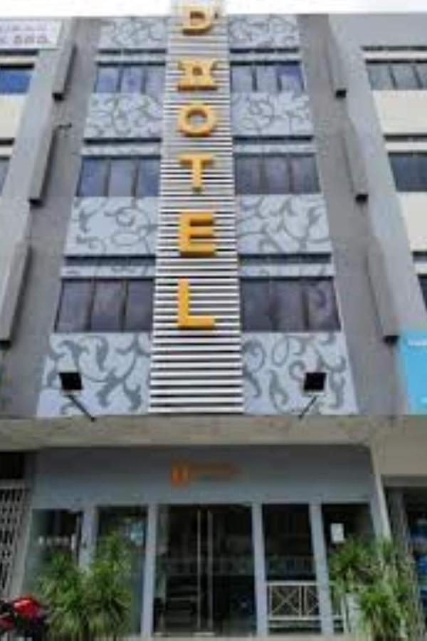 Hotel Zamburger De Melaka Buitenkant foto