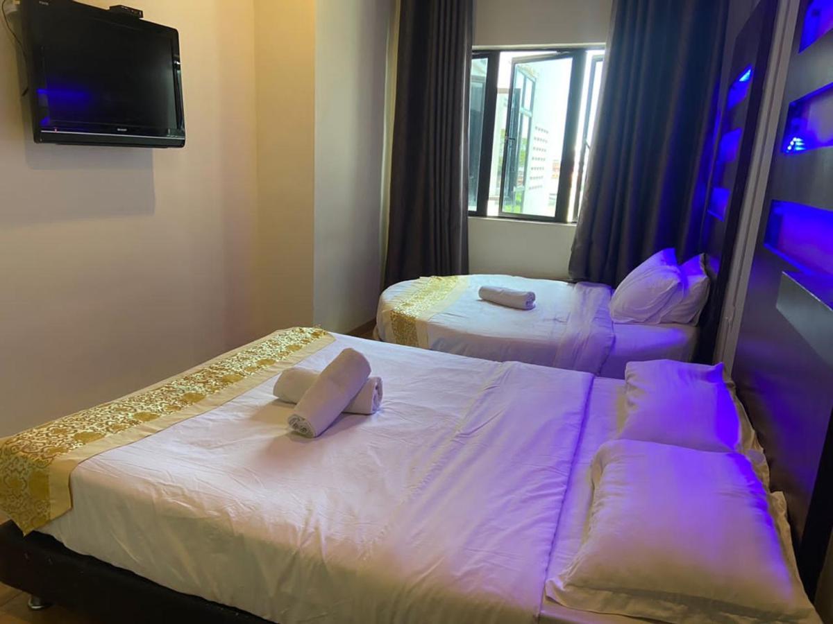 Hotel Zamburger De Melaka Buitenkant foto