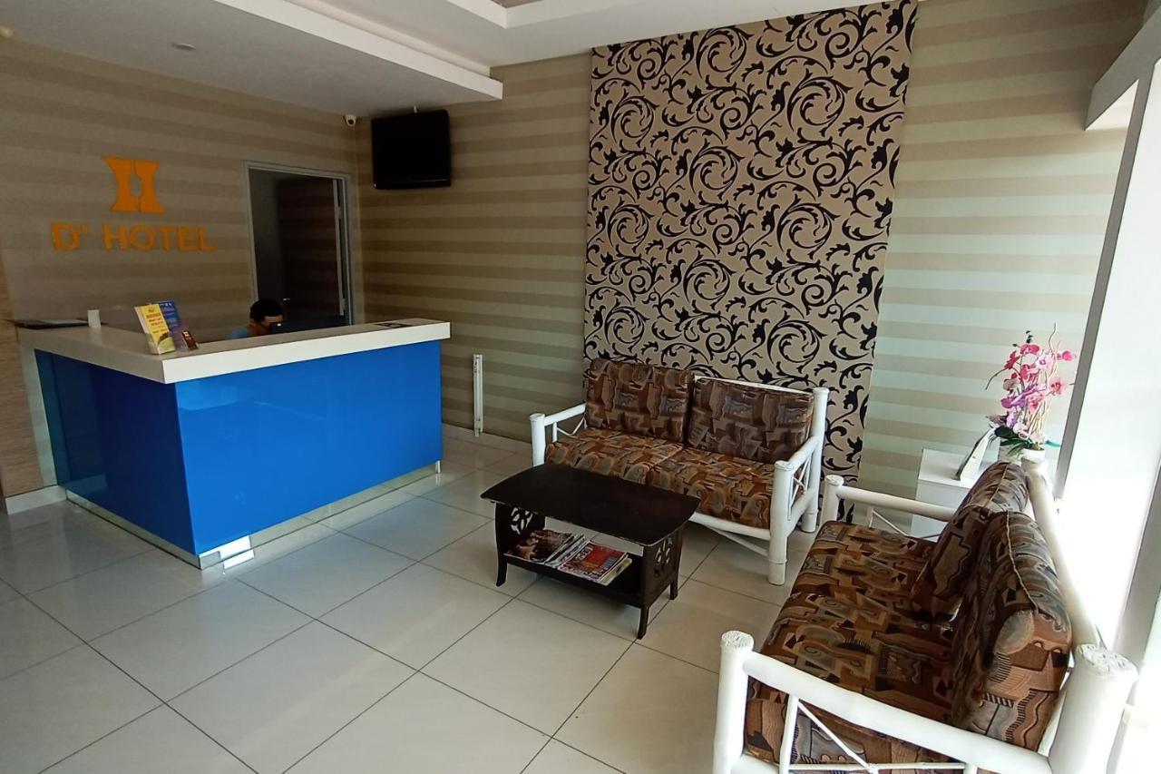 Hotel Zamburger De Melaka Buitenkant foto