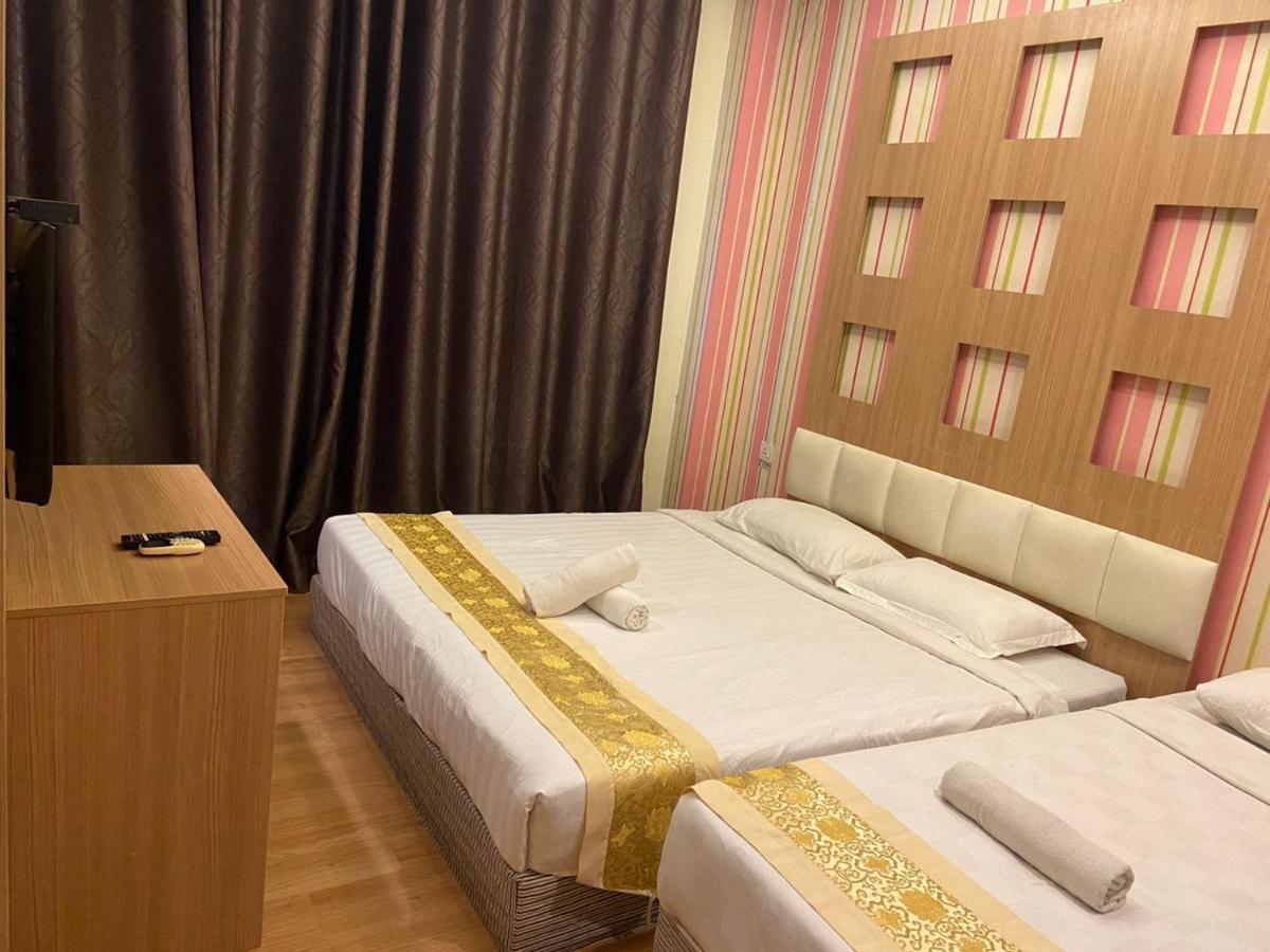 Hotel Zamburger De Melaka Buitenkant foto