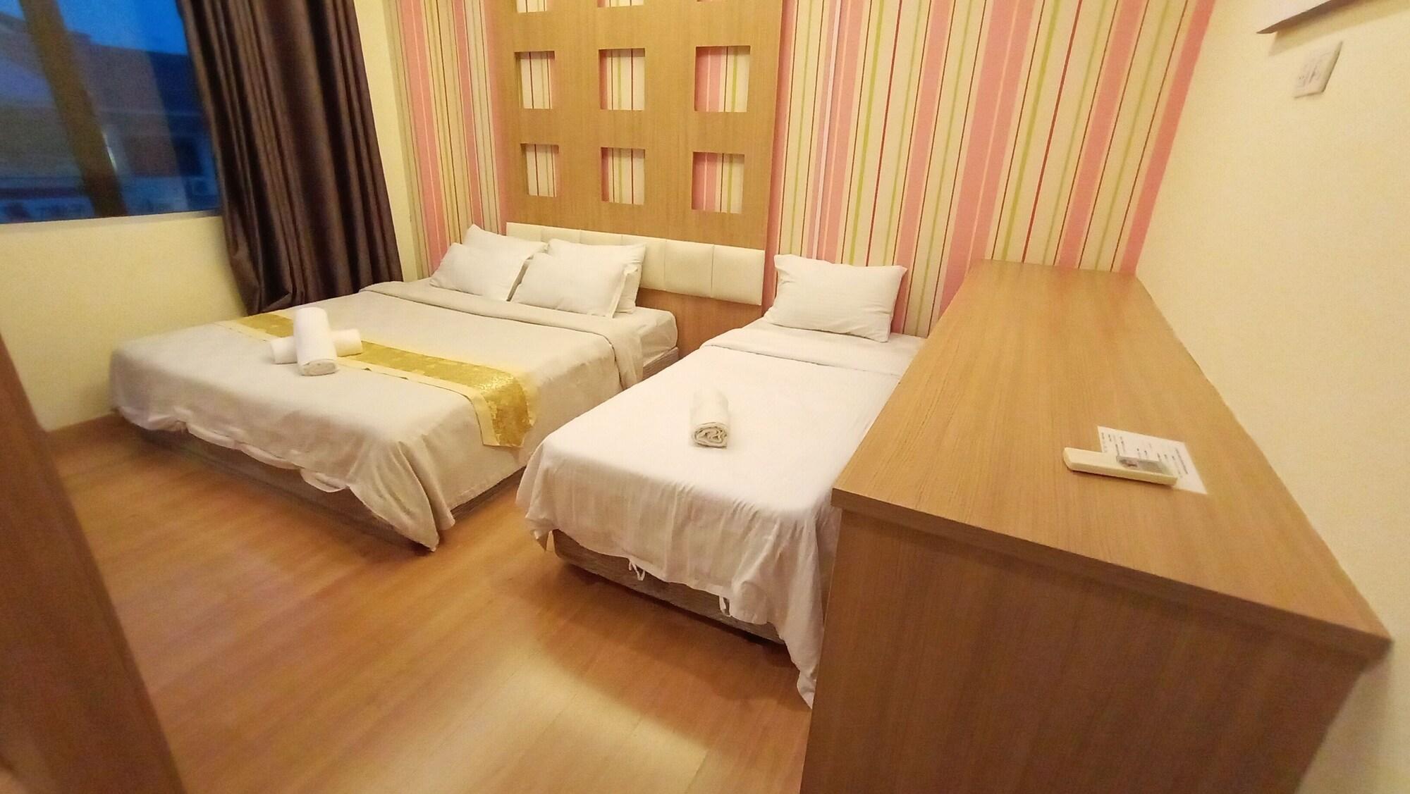 Hotel Zamburger De Melaka Buitenkant foto